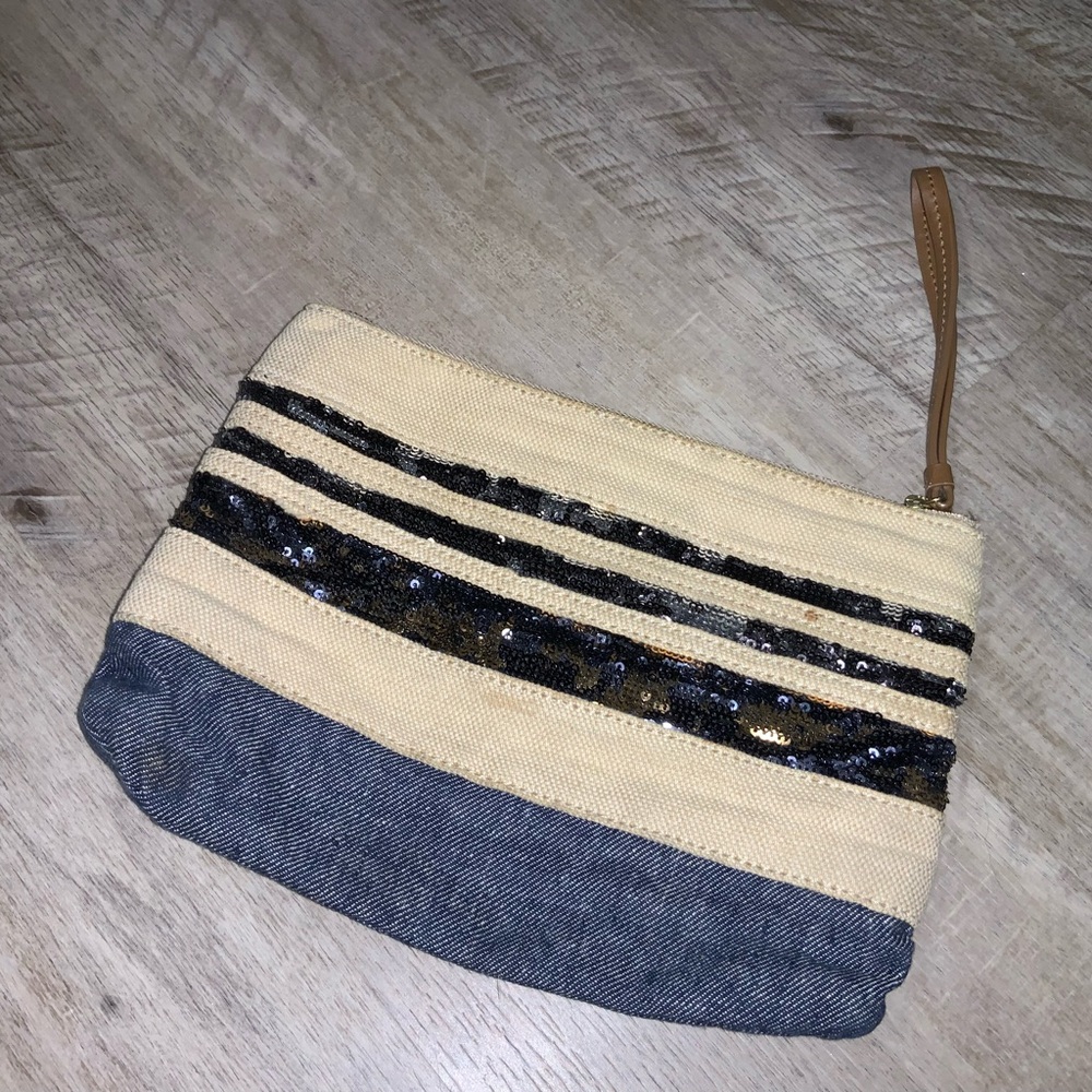 (Bin 4)  Gap canvas and sparkle summer wristlet, Size OS